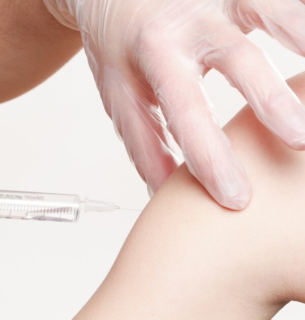 vaccination_gb57c02a97_1920