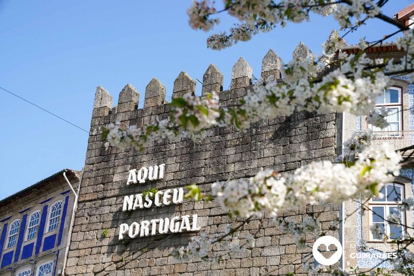 E que tal uma visita à Torre da Alfândega de Guimarães?
